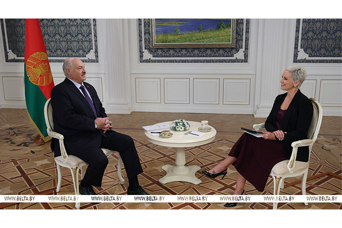 Лукашенко дал интервью телеканалу "Аль-Арабия"